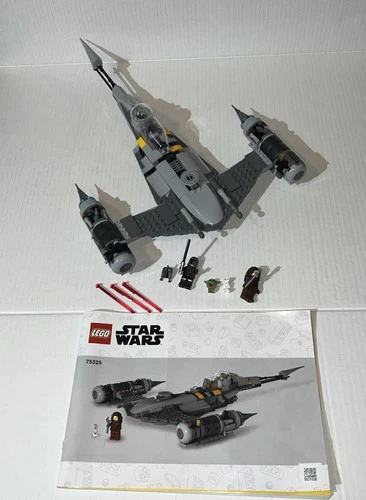Lego 75325 Star Wars The Mandalorian's N-1 Starfighter pre-owned complete set