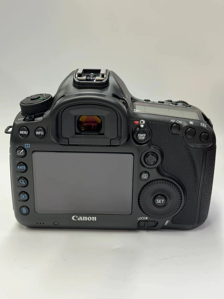 Cuerpo de cámara digital Canon EOS 5DsR 50,6 MP SLR con cargador y batería/tarjeta de memoria Foto 2 de 4