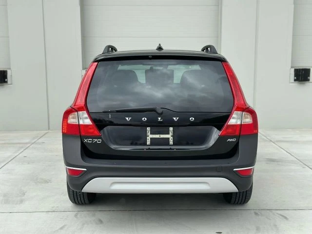 2013 Volvo XC70 3.2 Wagon 4D - Image 4 of 4