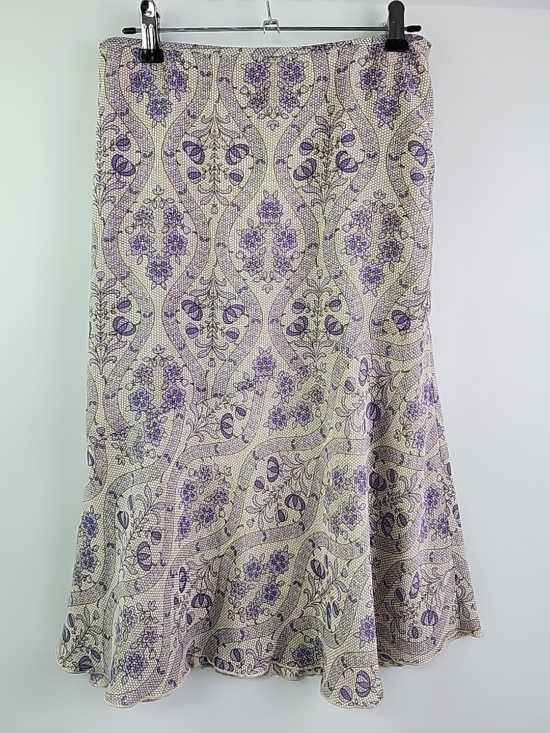 Oscar De La Renta • Cream Purple Floral Skirt Lined  Size 14