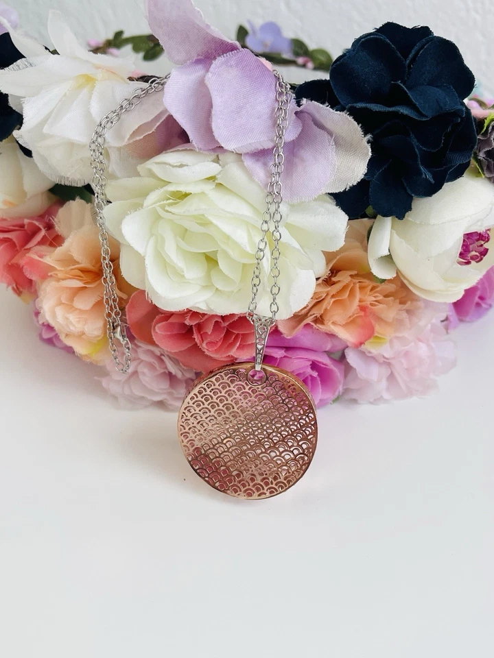 Collana Cerchio Traforato Color Oro Rosa In argento - Immagine 2 di 4