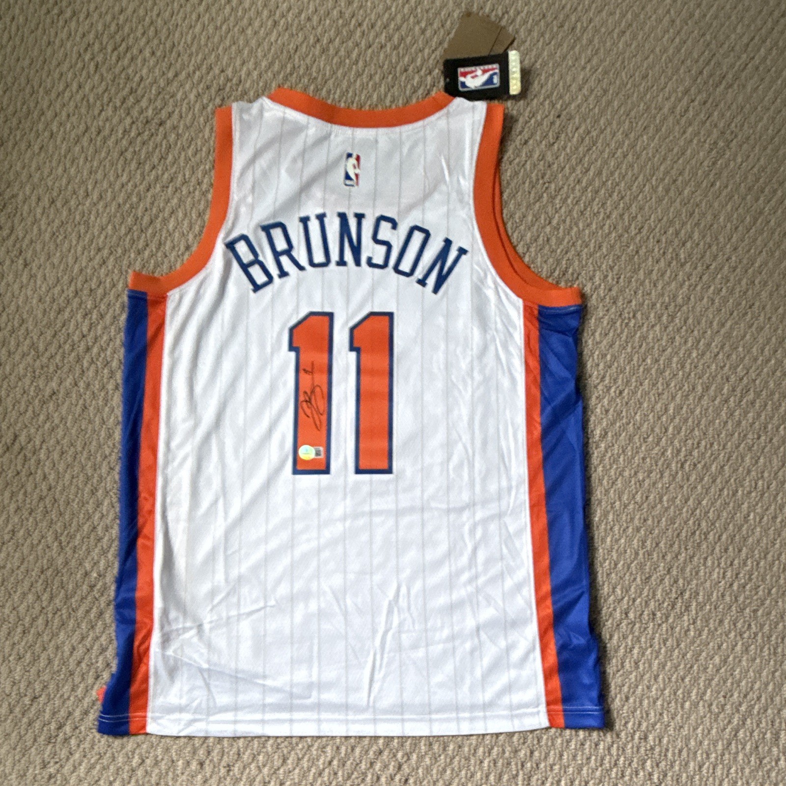 Jalen Brunson Signed New York Knicks #11 Nike Swingman NBA Dri-FIT Jersey BAS