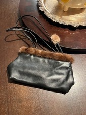 BORSA PICCOLA DESMO IN VISONE MARRONE E PELLE NERA NUOVA SENZA ETICHETTE--COSÌ CARINA!!