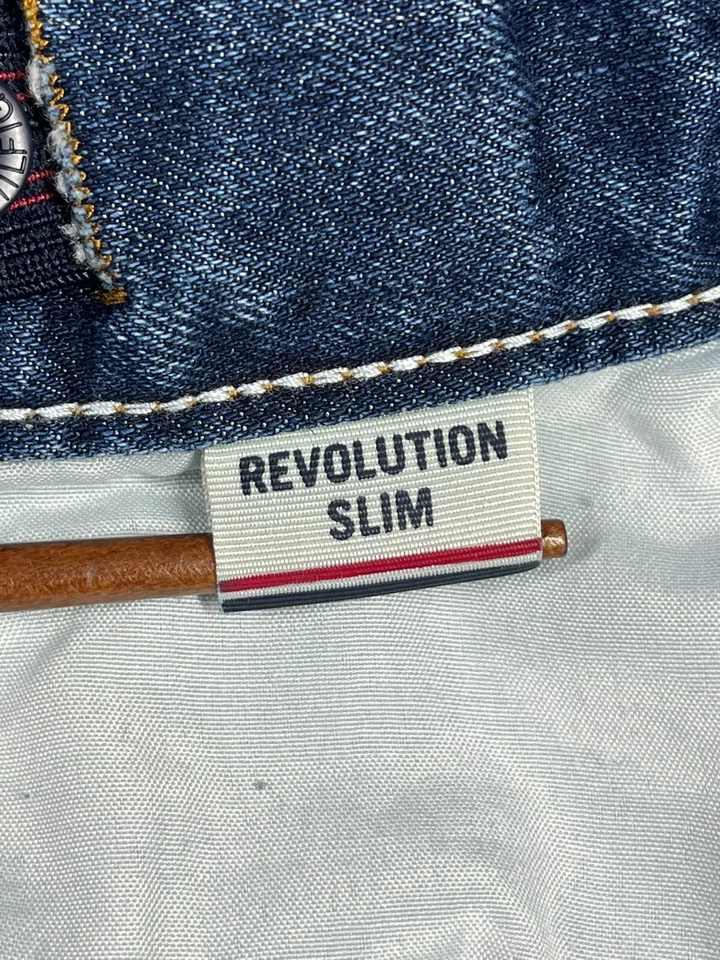 Tommy Hilfiger Jeans Youth 14 Revolution Slim Distressed Medium Wash Denim 28x28 - Image 4 of 4