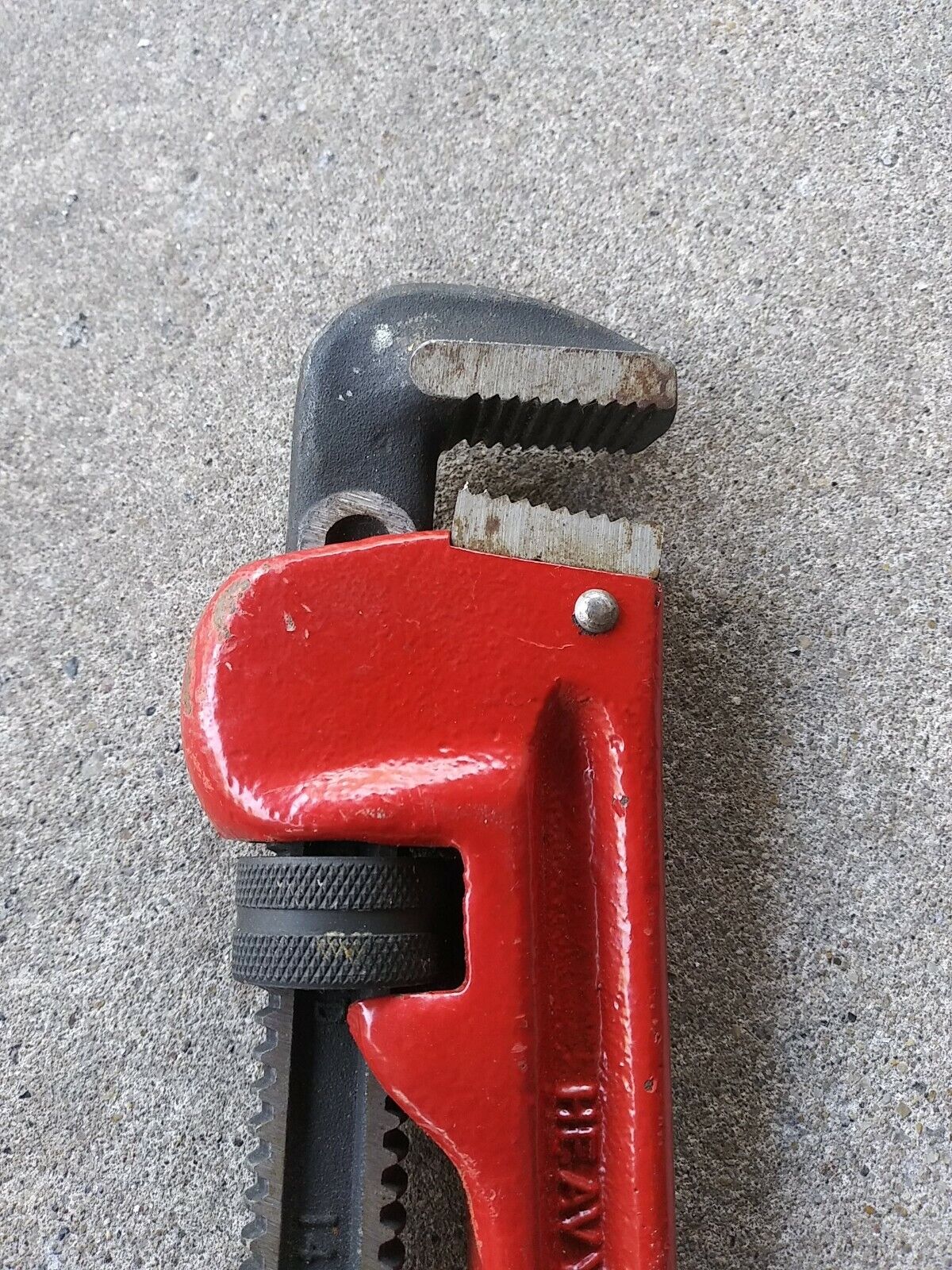 (APC) HEAVY DUTY PIPE WRENCH 14