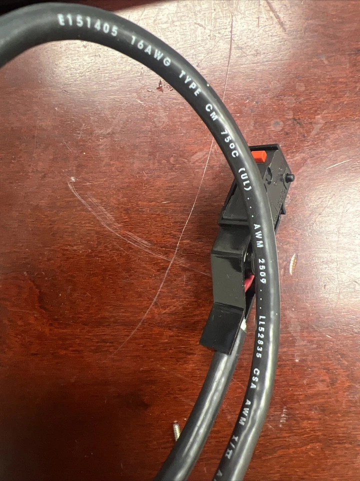 Interruptor de puerta de microondas D3V-6G-1C25-K-13 Omron 6A 1/4HP 125 6 (2) A 250VAC arnés Foto 4 de 4