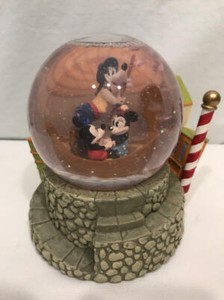 Vtg Disney Snowglobe Mickey Minnie Goofy Gondola Sweetheart Musical Santa Lucia Ebay