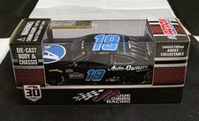 1/64 2021 19 AUTO OWNERS THROWBACK MARTIN TRUEX JR DIECAST BODY  CHASSIS