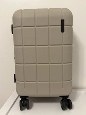 Swiss Mobility MKE Hardside Luggage