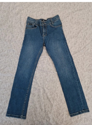 hugo jeans age 8 years New with out tags 