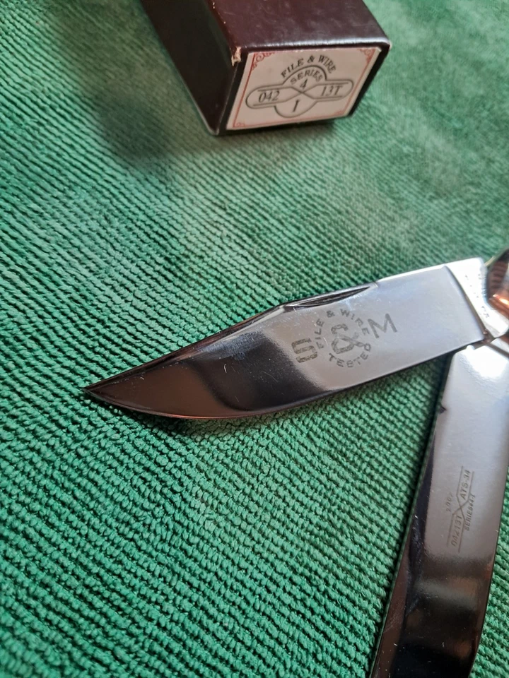 Navaja de bolsillo Schatt & Morgan 2 hojas trampera grande sin usar Foto 2 de 4