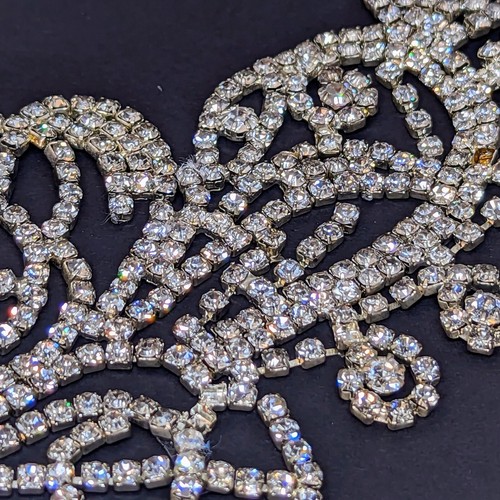 Antique vintage silver pl claw set rhinestone large panel sewing jewellery - Picture 5 of 12