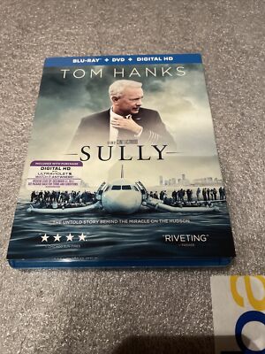 Sully (BLU-RAY) Perfect Condition w/ RARE OOP Slipcover! Played Once.