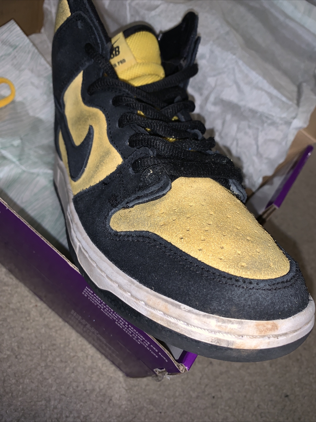 USED Nike Dunk High Retro \