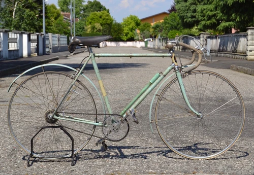 Vintage Bianchi Folgore Campagnolo Cambio Corsa Road Bike