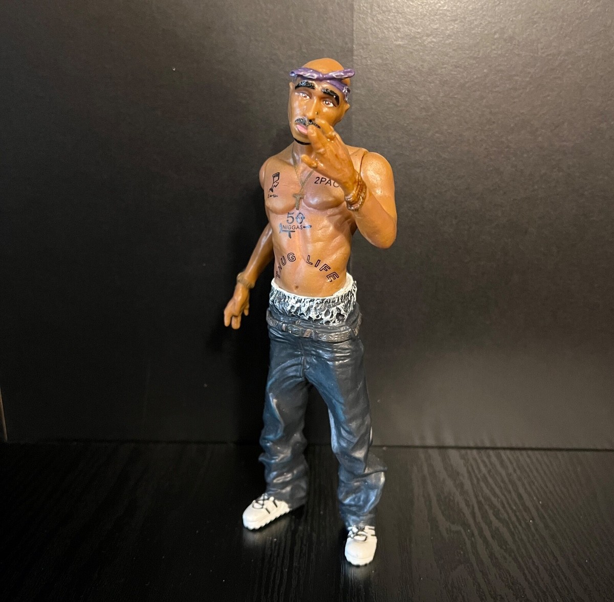 ALL 2pac フィギュア 2001 All Entertainment 2PAC Tupac Shakur 8” Collectible