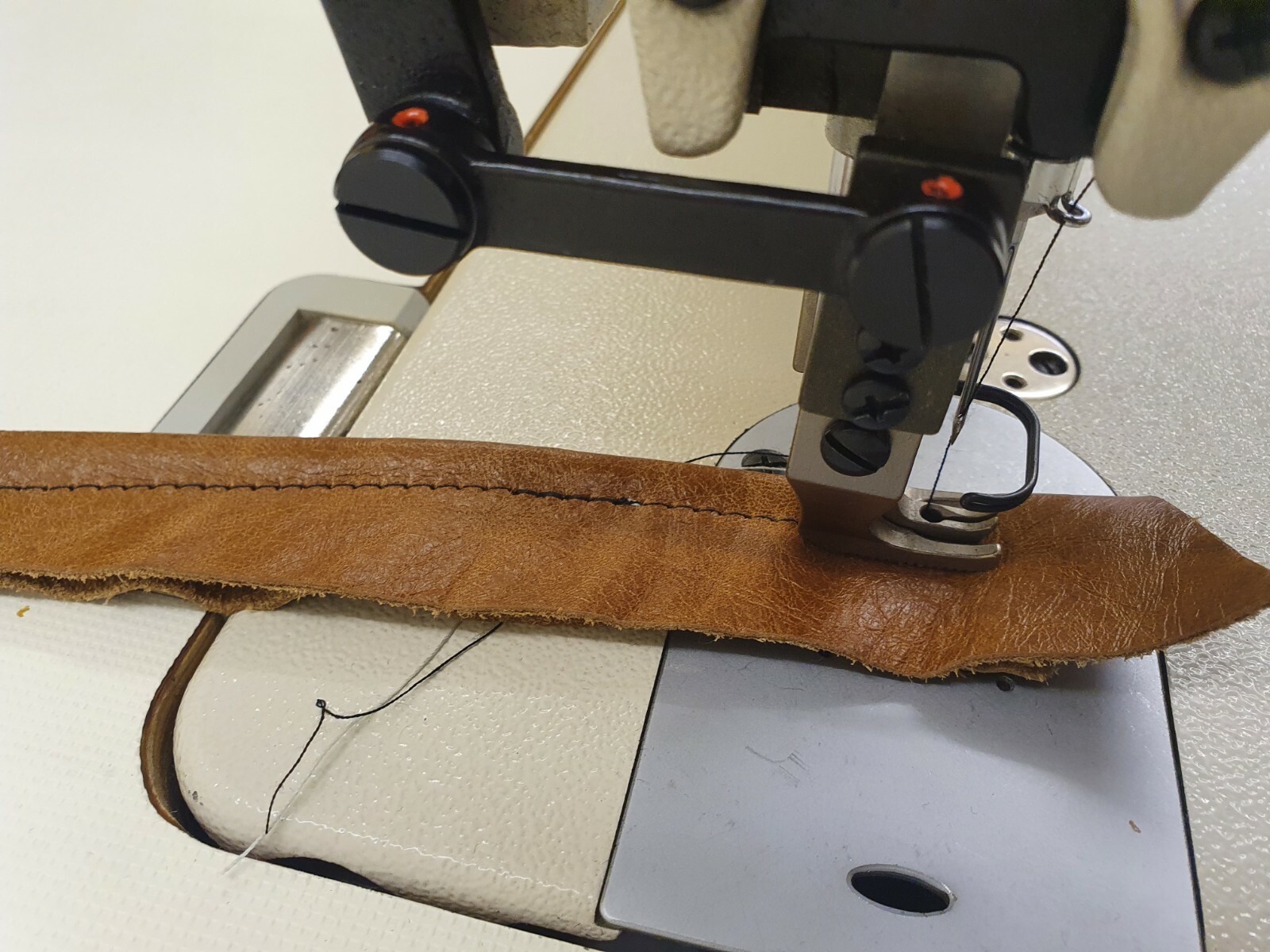 Juki DU1181N Walking Foot Heavy Duty Industrial Sewing Machine with