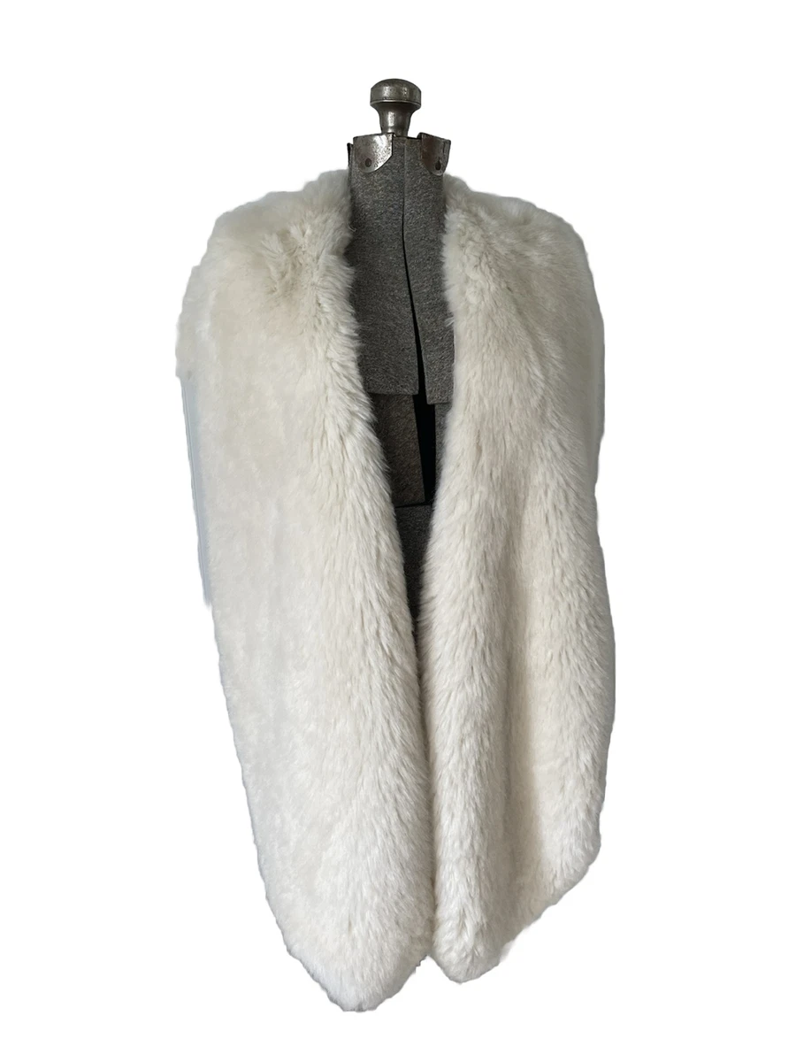 White fur store scarf zara