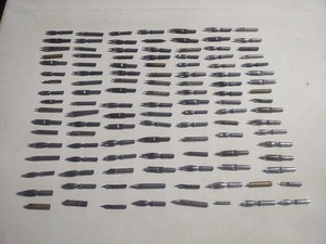 117 VINTAGE PEN NIBS BY HUNT & CO. ASSORTED SIZES AND TIPS DRAWING CALLIGRAPHY