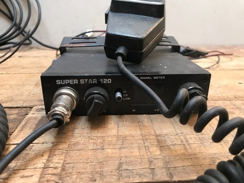 2 Vintage CB Radio Midland Model 1001Z and SUPER STAR 120 W/ microphones - Picture 5 of 10