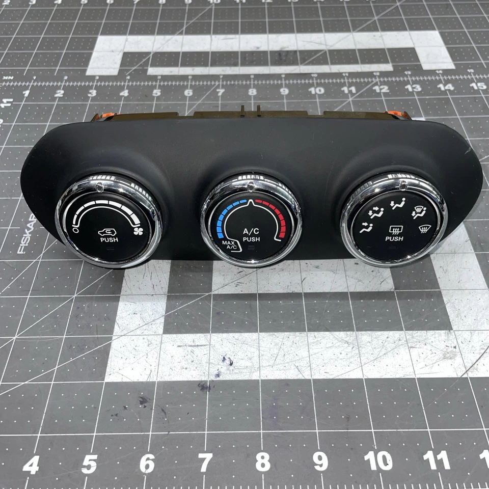 2015 2017 JEEP RENEGADE AC HEATER CLIMATE TEMPERATURE CONTROL 6LW59LXHAA OEM - Image 3 of 4