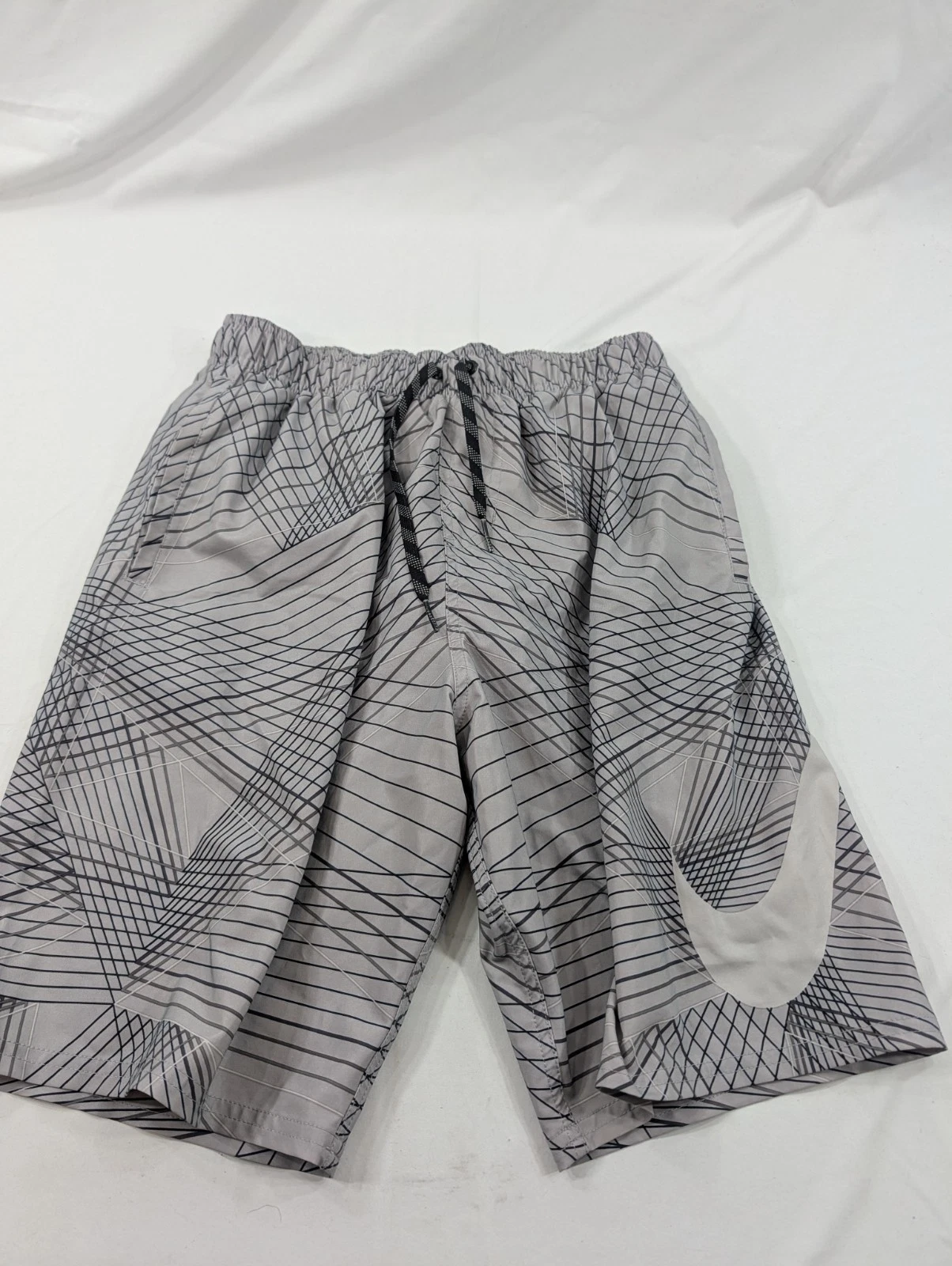Nike Dri-FIT Mens Small Gray Geometric Athletic Running Gym Fly Lined Shorts
Opens in a new window o