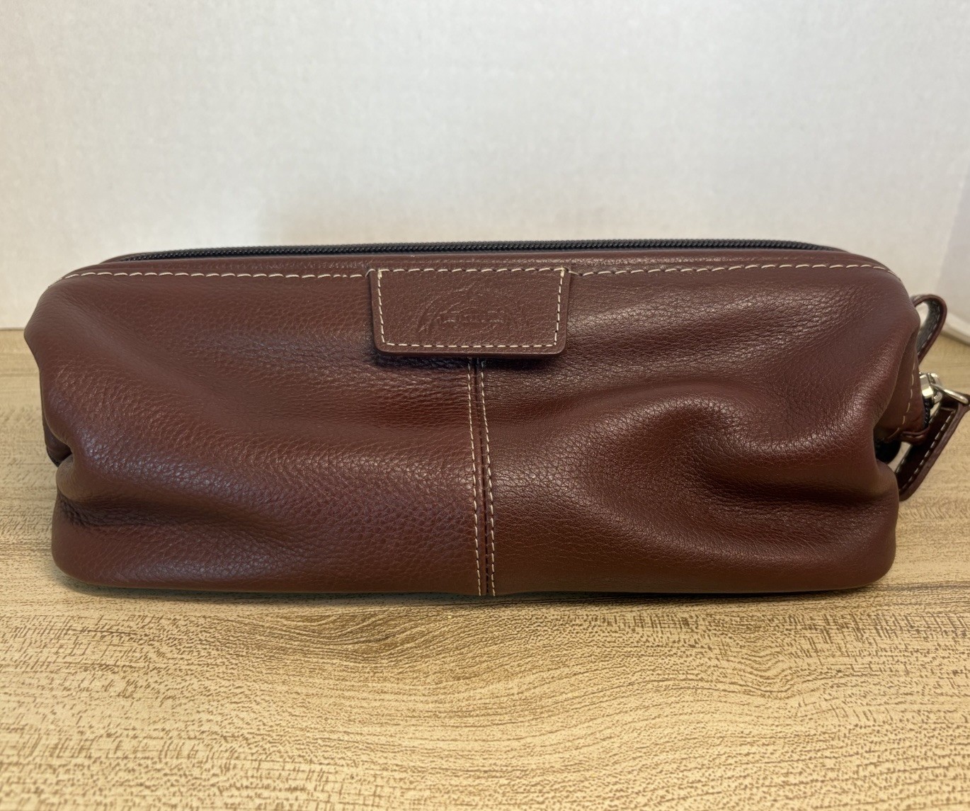 Leather Dopp Kit Toiletry Bag for Travel with Zipper Closure and Lined Interior in Brown