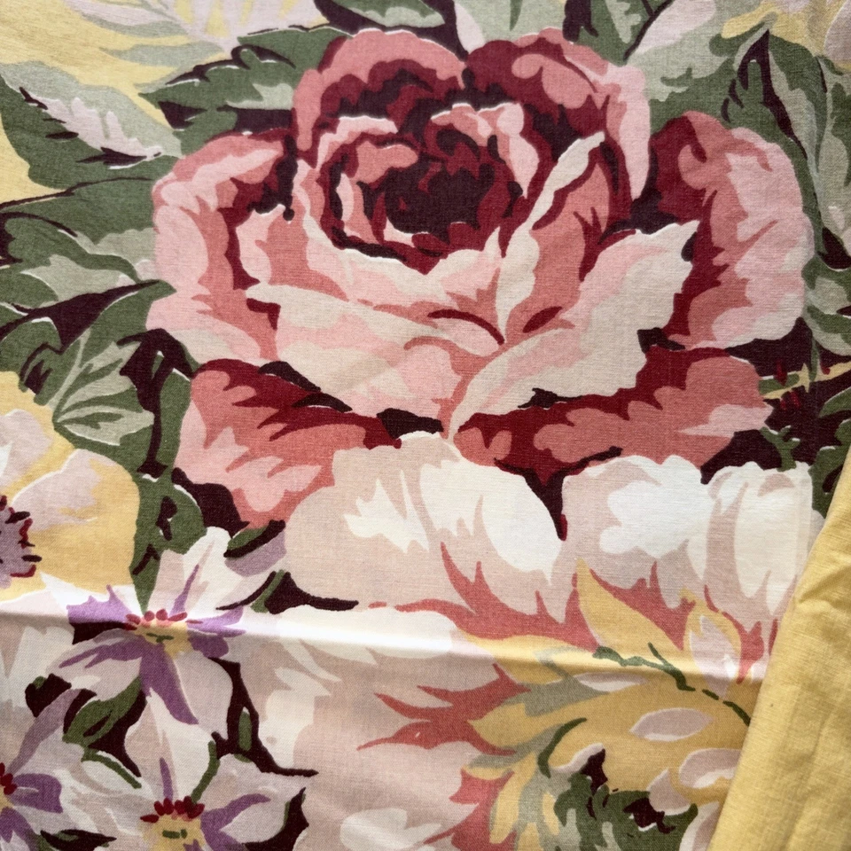 Juego de 2 fundas de almohada Ralph Lauren KING Sophie floral sobre amarillo de colección Foto 2 de 3