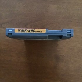 Donkey Kong Classics NES Nintendo Game with Sleeve and Manual - Tested