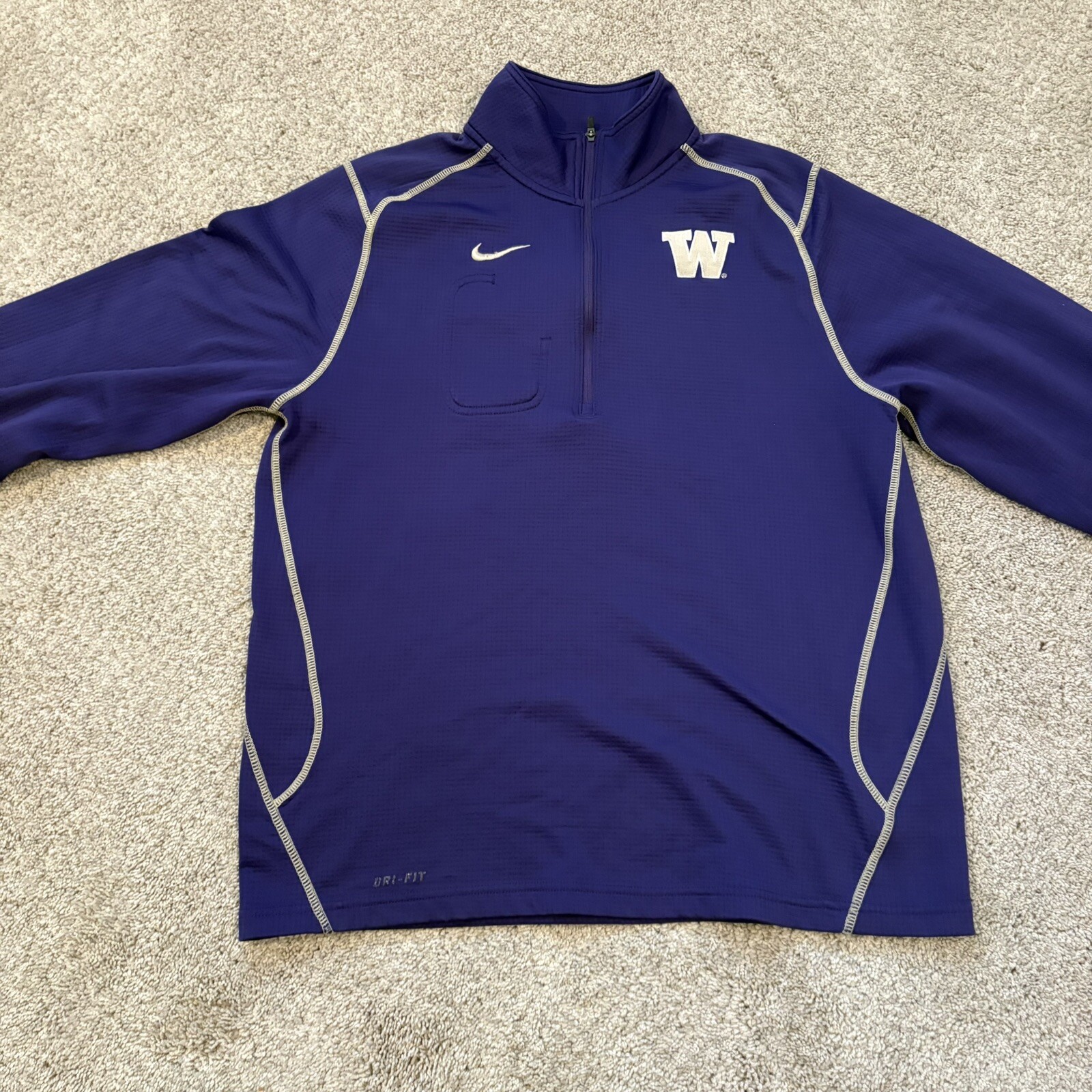 Washington Huskies Nike Dri-Fit 1/4 Zip Pullover Jacket Mens Medium Purple NCAA