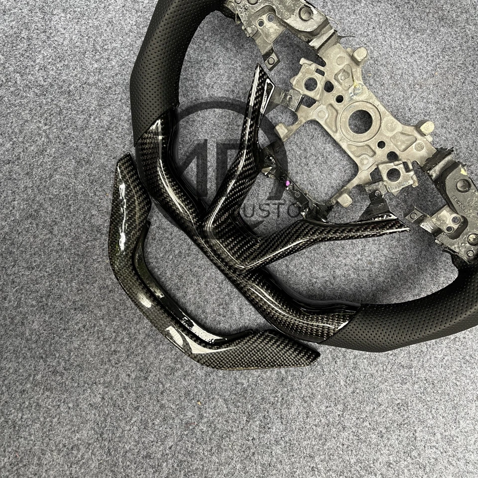 Custom Carbon Fiber Steering Wheel Fit For Honda 10th gen Accord Insight 2018+ - Image 4 of 4