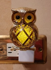 Bath & Body Works JEWELED BROWN OWL Wallflower Nightlight Plug-In - Fall 2022