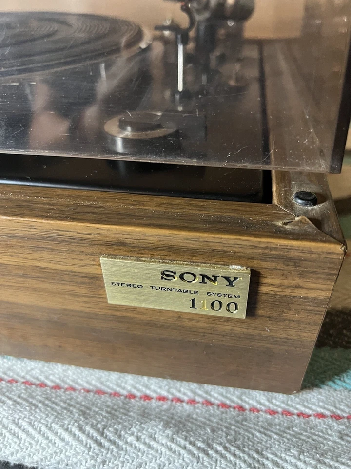 Sony PS-1100 Stereo Turntable System For Parts - Image 2 of 4