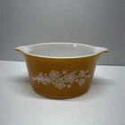 Vintage Pyrex Butterfly Gold 473-B, 1 Quart Casserole Dish Flowers 1970’s