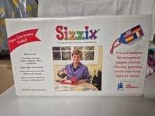 Sizzix Original Red Personal Die-Cutter Press Machine Provo Craft NEW 38-0605