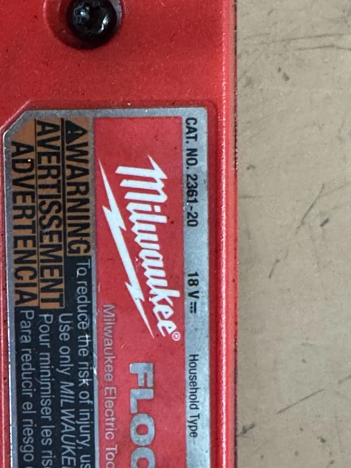 Milwaukee 2361-20 Flood Light (tool Only). River  - Image 2 of 4