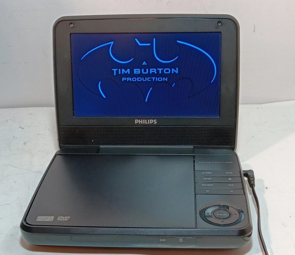 Philips PET741B-37 7-Inch TFT LCD Portable MP3-CD-DVD Player Tested - Image 2 of 4