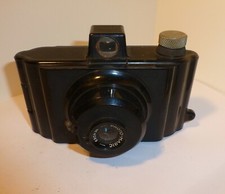 CLASSIC " PHOTO MAGIC " BAKELITE 127 CAMERA , Made in Britain