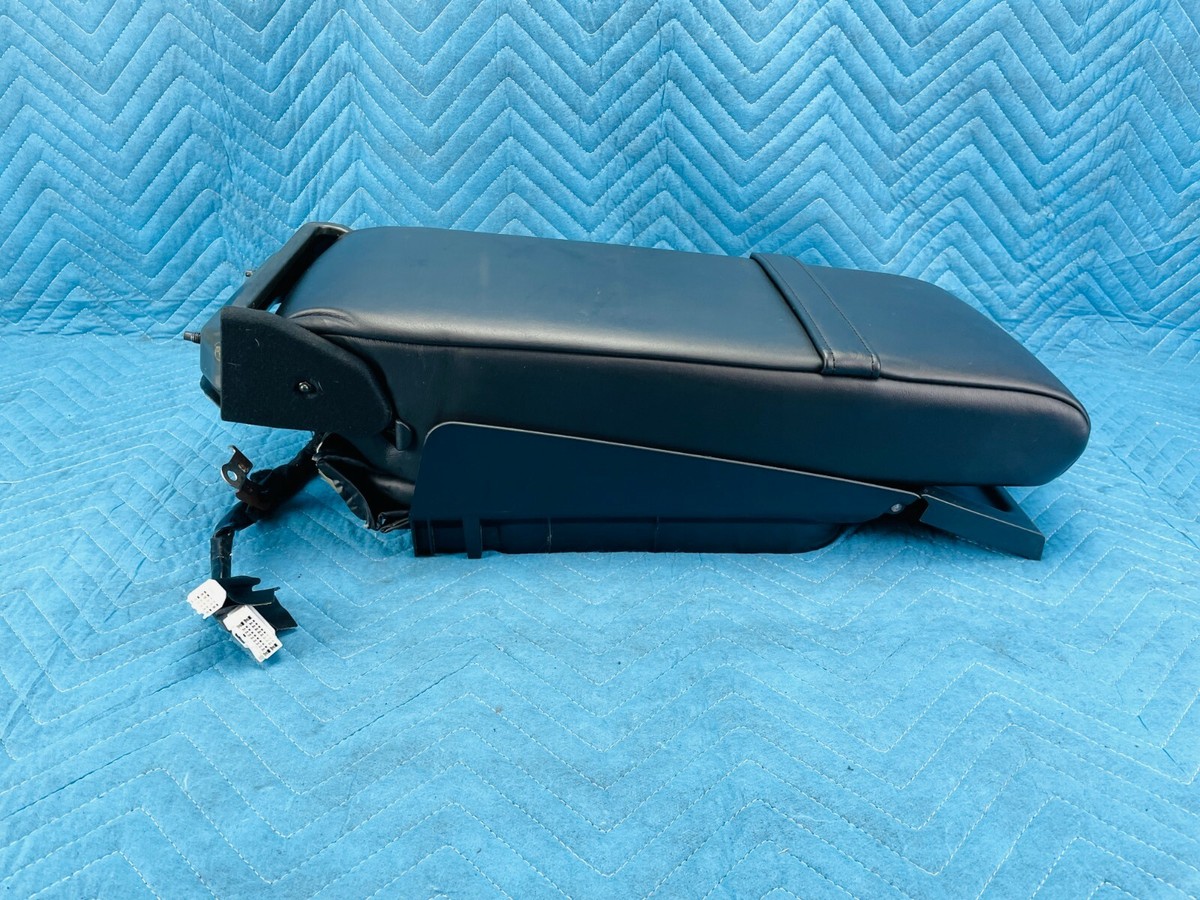 Lexus LS430 Rear Seat Armrest w/ Audio & AC Control Switch 2001