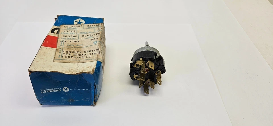 Dodge Dart Plymouth Valiant 1974-1975 carrocería interruptor limpiaparabrisas de 2 velocidades 3746851 nuevo en stock Foto 3 de 4