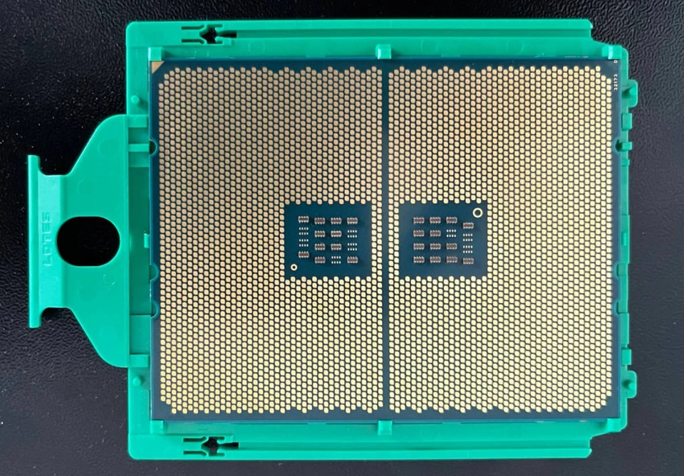 Gigabyte MZ72-HB2 +AMD EPYC 7742x2 REV:3.0 Dual Socket Server Board DDR4 SP3 - Image 3 of 4