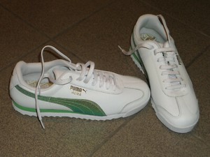 Basket Blanche Marine Homme PUMA ROMA BASIC|Espace des Marques