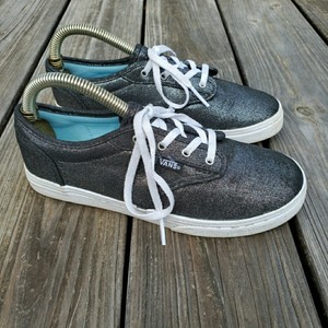 vans low top kids