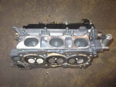 Yamaha 4.2L 300hp 4 stroke outboard starboard cylinder head Yamaha 4.2L 300hp 4 stroke outboard starboard cylinder head