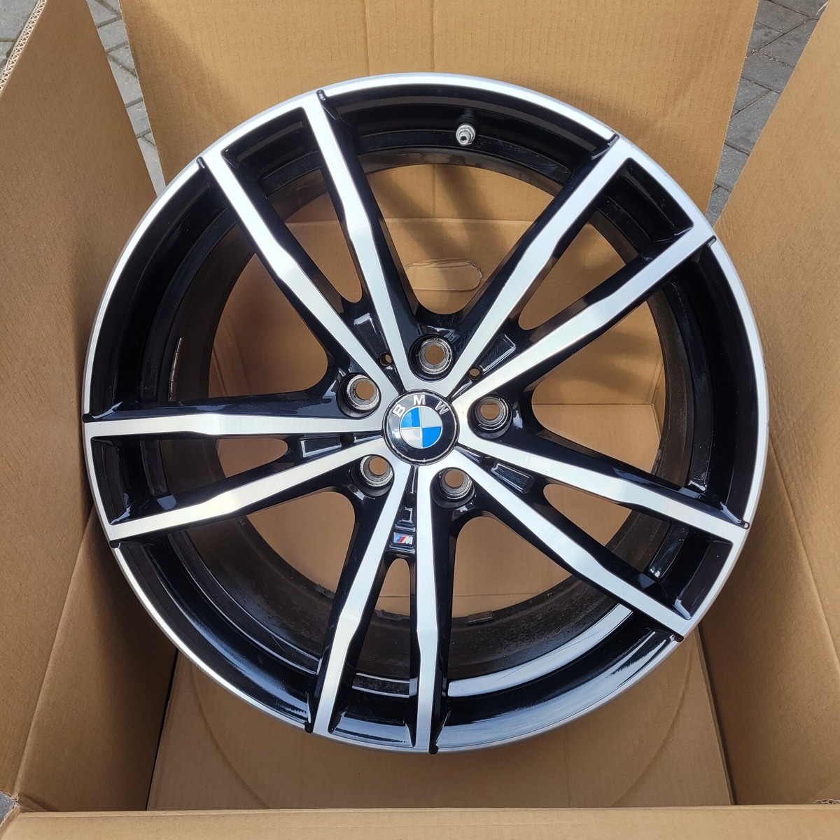 Genuine BMW 3 Series 791m 19” Diamond Cut Bicolour Rear Genuine BMW 3 Series 791m 19” Diamond Cut Bicolour Rear