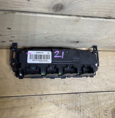 2007-2011 Chevy Avalanche Sierra Tahoe Silverado Temp Climate Control OEM - Picture 6 of 8
