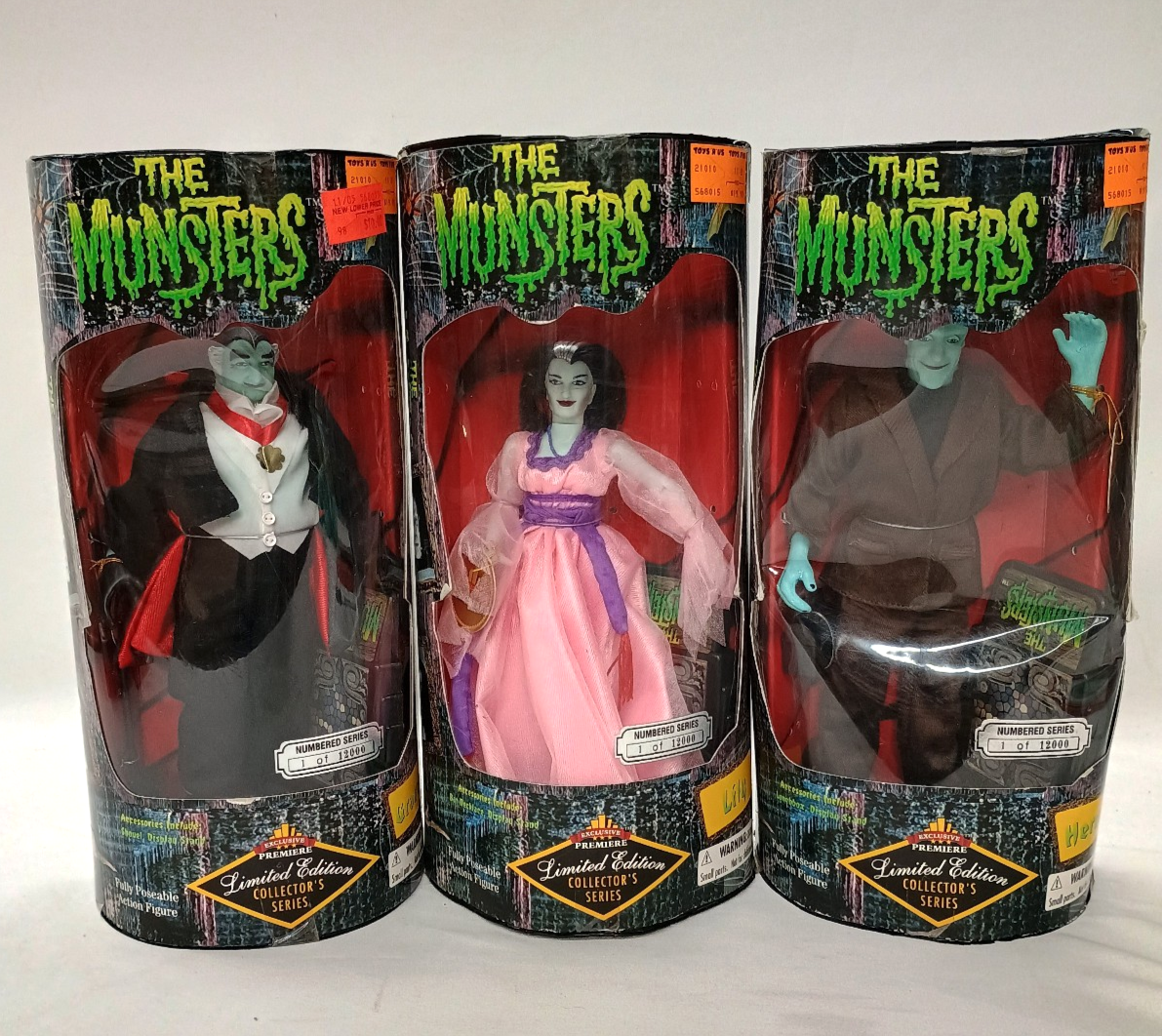THE MUNSTERS Grandpa Herman Lily Exclusive Premiere Collector's