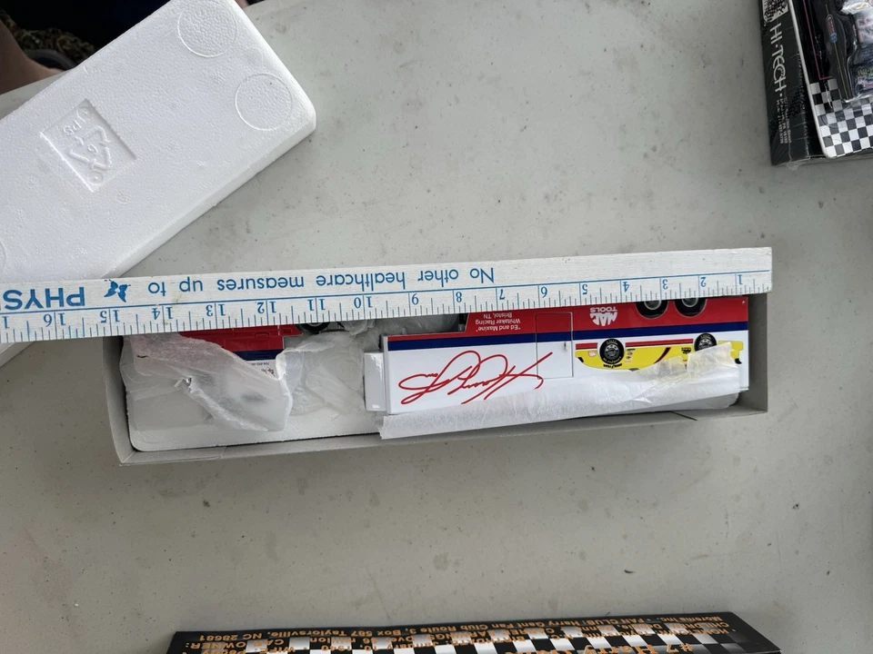 1993 Action RCCA 1/64 #7 Harry Gant Morema Inc Mac 工具运输车装载机 — 第 4/4 张图片