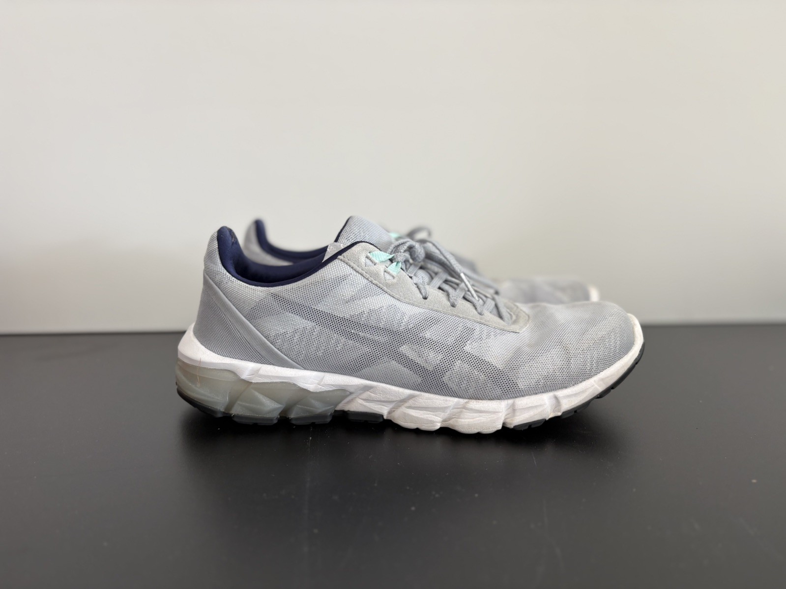 Asics Gel-Quantum 90 Women's Sneakers Size 8.5 Gray Athletic Running Shoes 9362