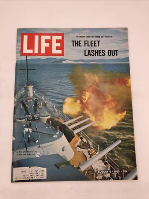 LIFE Magazine August 6 1965 Navy Fleet Vietnam USS Oklahoma Shells Vintage